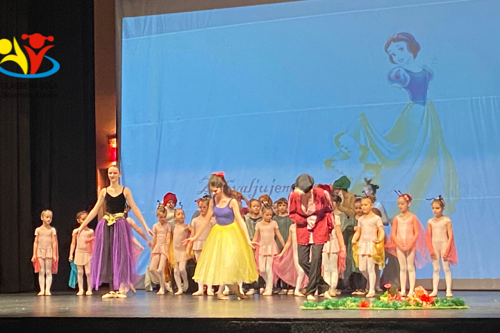 Baletna predstava Sneguljčica za učence OŠ Zreče