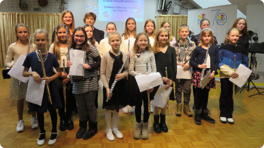 Z učenci flavte v svet risanih junakov