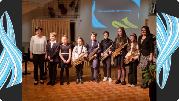 Razredni nastop učencev saksofona