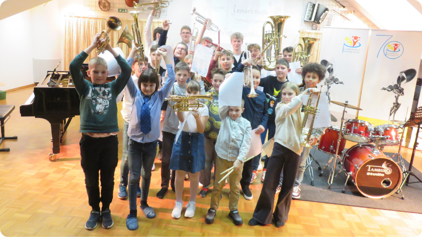 Javni nastop trobilno‑tolkalnega oddelka